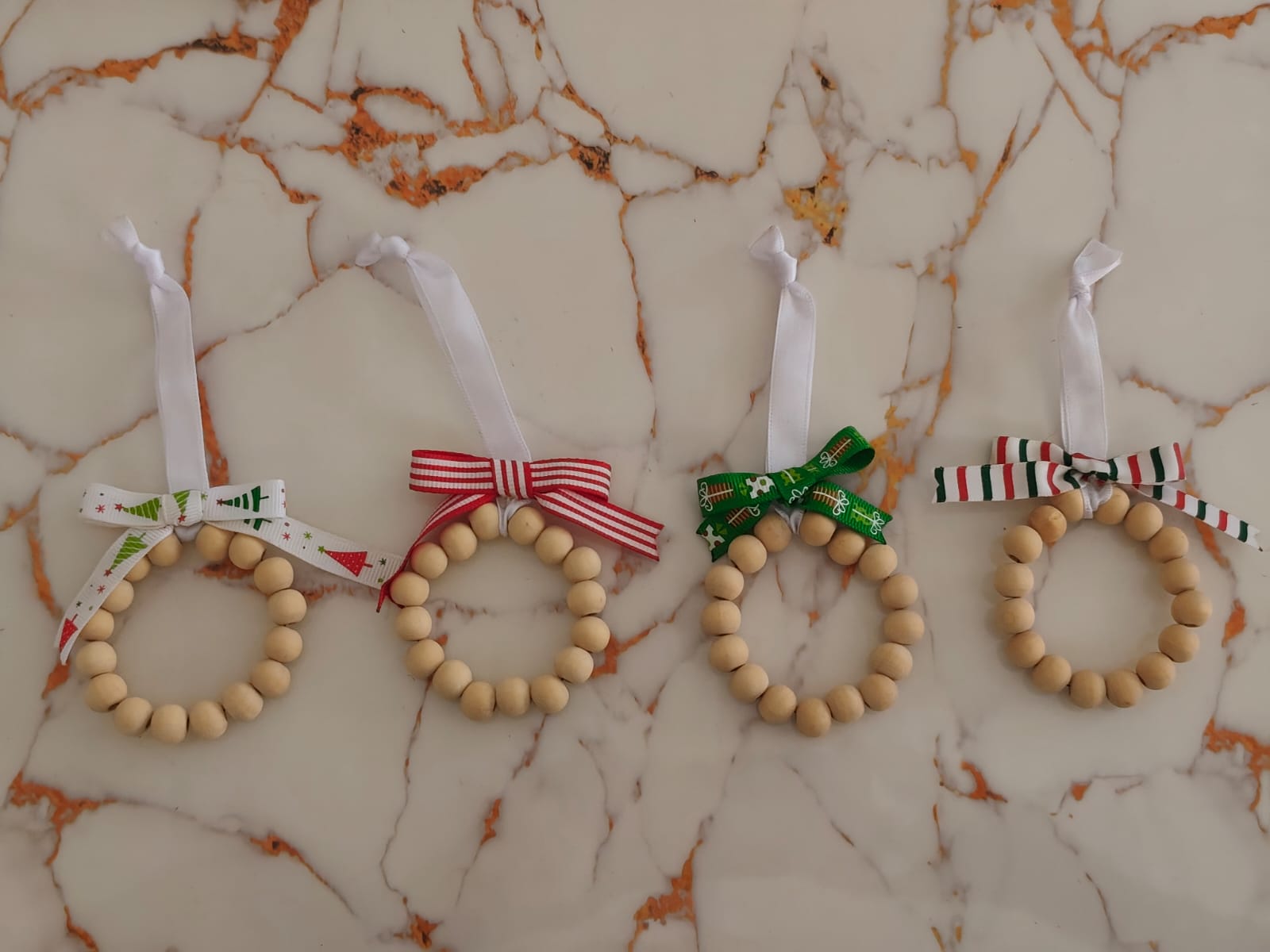 Christmas tree ornament natural wreath